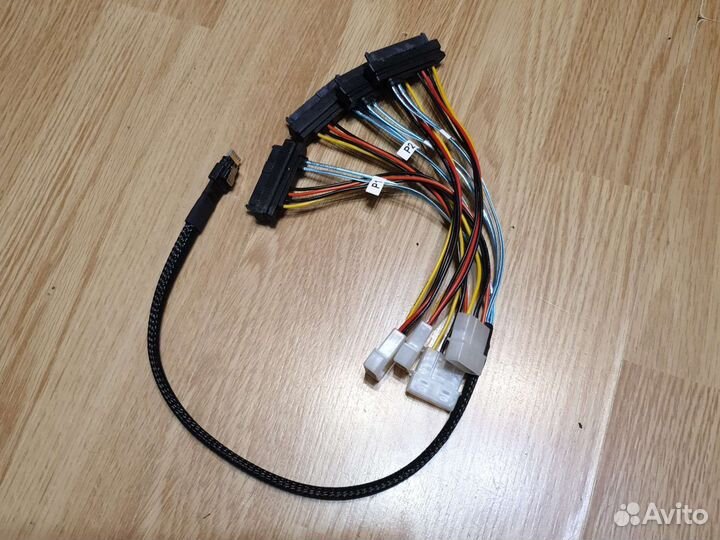 Кабель SFF-8087, SFF-8643, Mini SAS