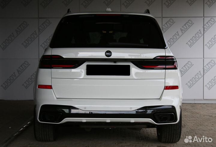BMW X7 3.0 AT, 2022, 250 км