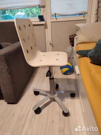 Компьютерное кресло Икеа бу детское