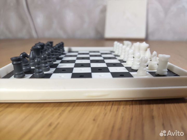 Шахматы дорожные СССР миниатюрные винтаж