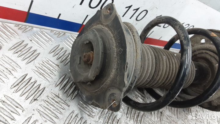 Стойка передняя Nissan Juke F15 (2010–2019)