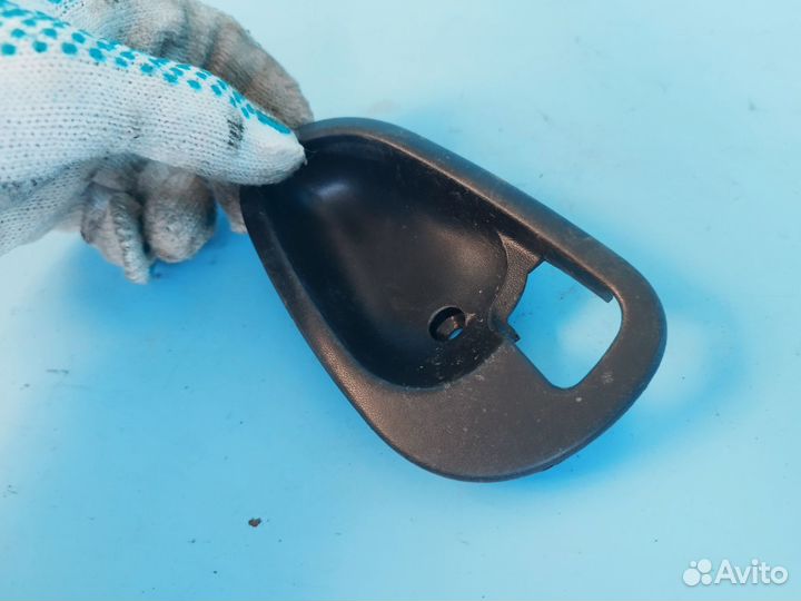 Накладка ручки двери для Mitsubishi Carisma