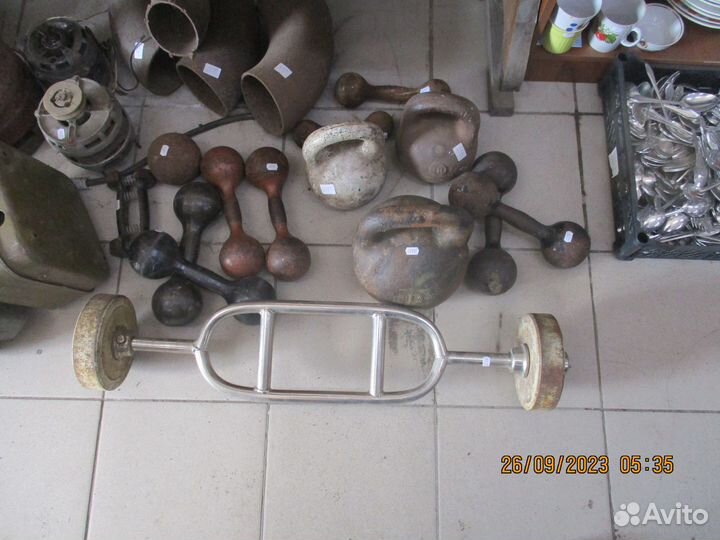 Спорт инвентарь и кувалда для боксёров