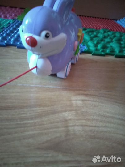 Каталка зайчик