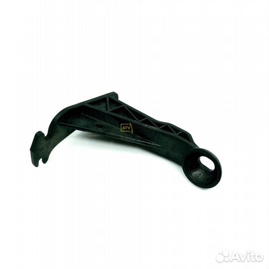 Крепление облицовки правой фары 705002424