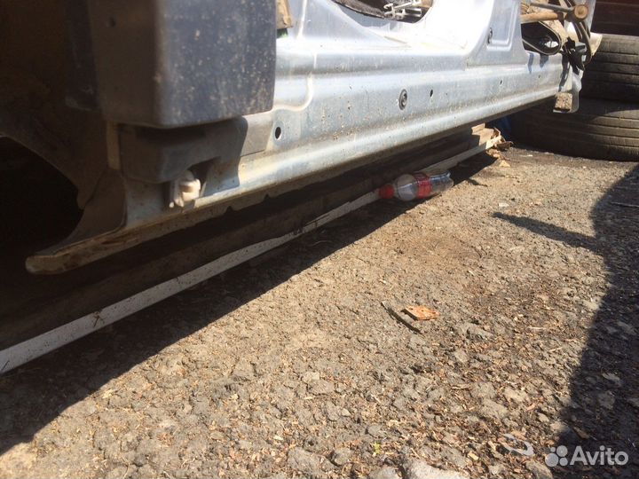Порог Subaru Outback BPE