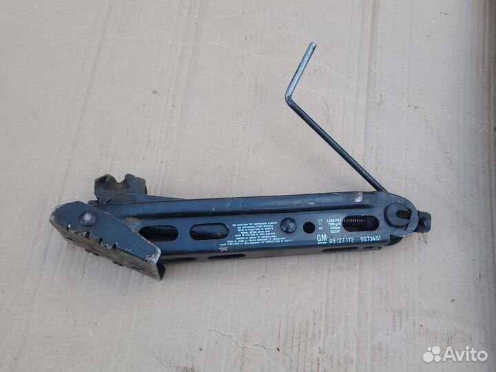 Домкрат Opel Astra G (1998-2005)