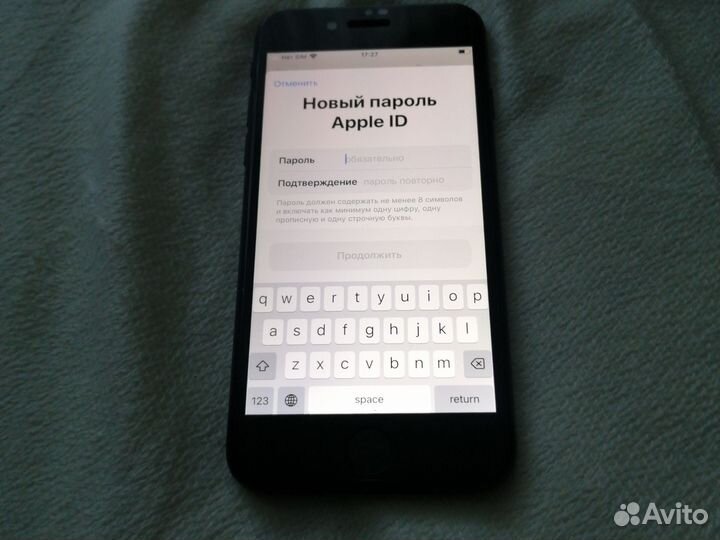 iPhone SE, 64 ГБ