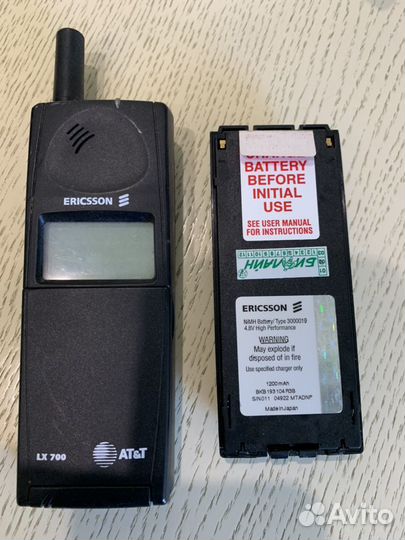 Телефон Ericsson LX700