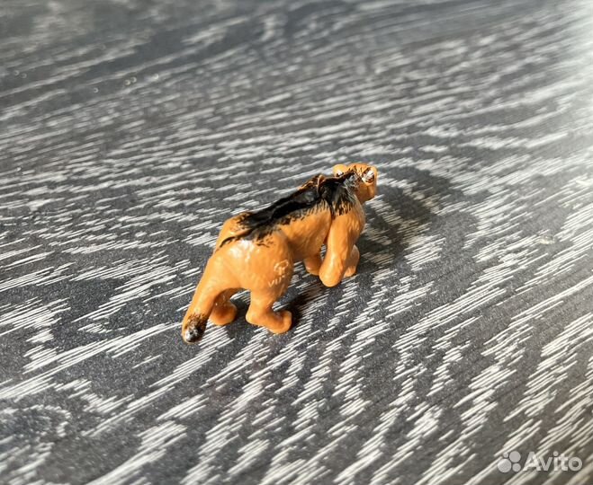 Игрушка из киндера. Пума