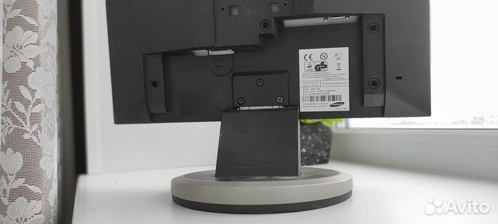 Мониторы Samsung 19