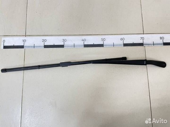 Поводок стеклоочистителя передний левый Nissan Ter