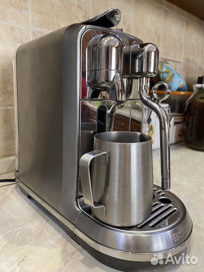 Кофемашина капсульного типа Nespresso Bork