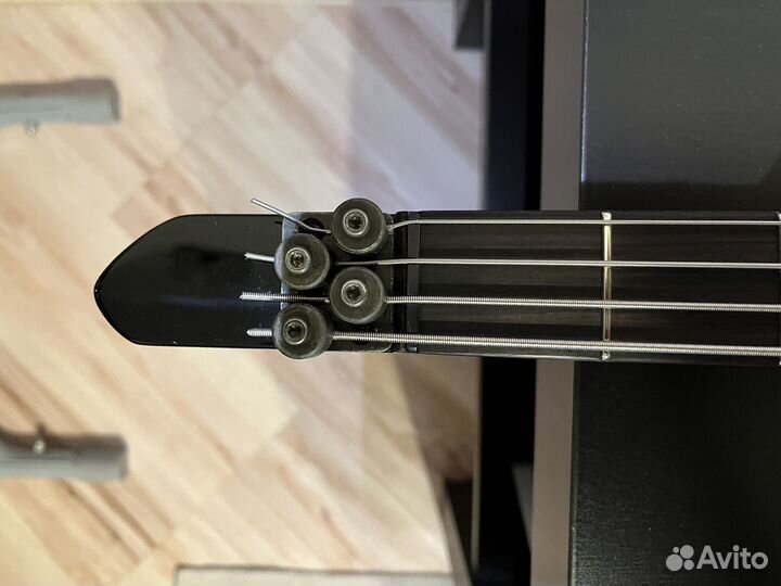 Бас-гитара yamaha bx-1