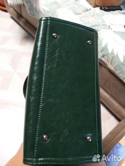 Продам новую фирменную сумку