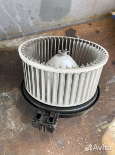 Мотор печки mazda 6