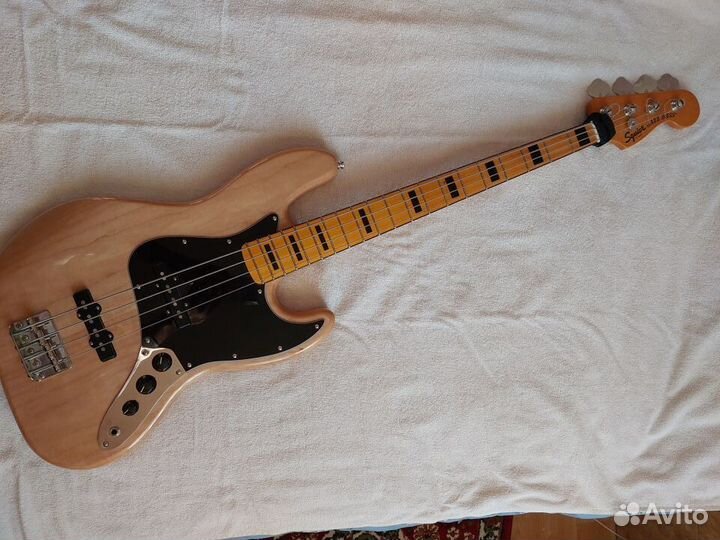Бас гитара Fender Jazz Bass Squier