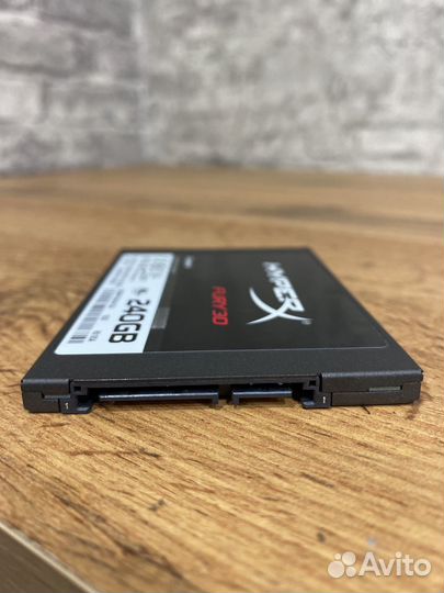 SSD накопитель на 240GB Kingston HyperX fury 3D