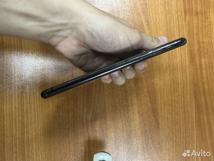 iPhone 11 pro max 256 black