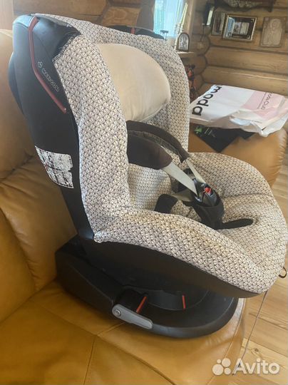 Автокресло maxi cosi tobi (9мес-4лет)(9-18 кг)