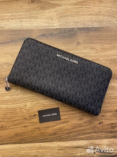 Кошелек Michael Kors