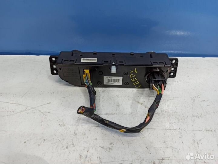 Блок управления кондиционером Kia Ceed 2 JD 2012