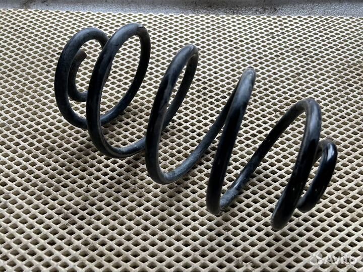 Пружина подвески Opel Astra H