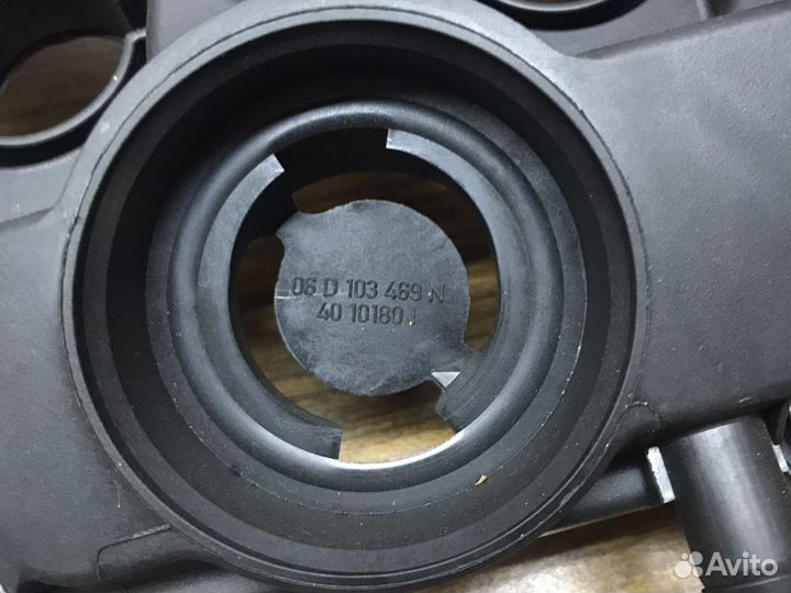 Клапанная крышка шкода 2.0tfsi BWA