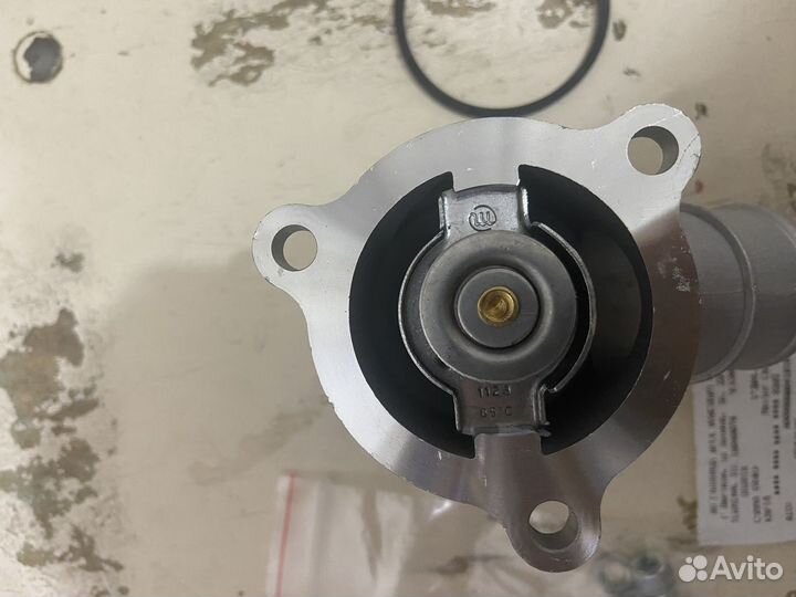 Продам термостат восковый на Ладу Калина 1118