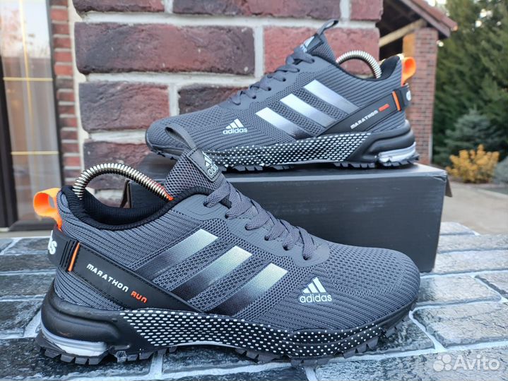 Кроссовки Adidas marathon спортивные