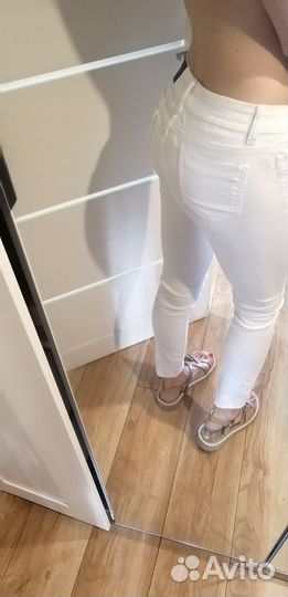 Джинсы белые женские 42 44
