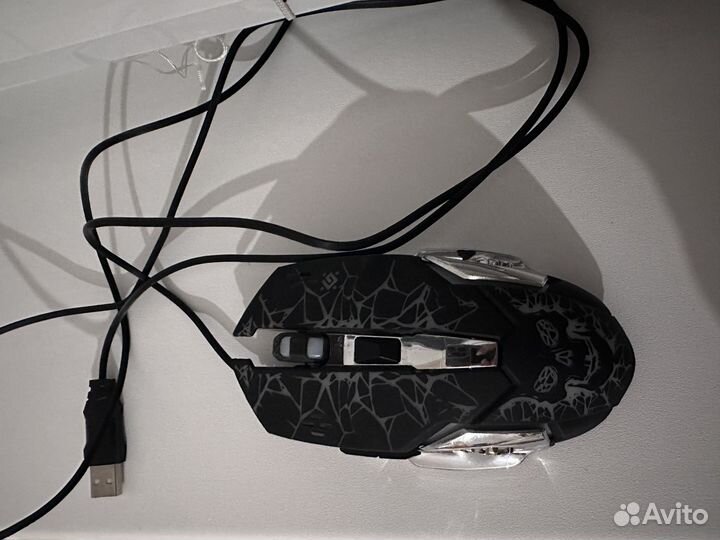 Игровая проводная мышь
