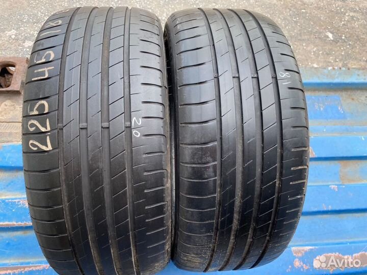 Goodyear EfficientGrip Performance 225/45 R18