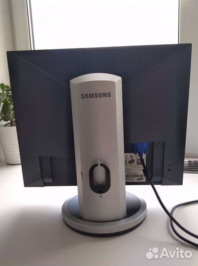 Монитор для компьютера samsung SyncMaster 940n