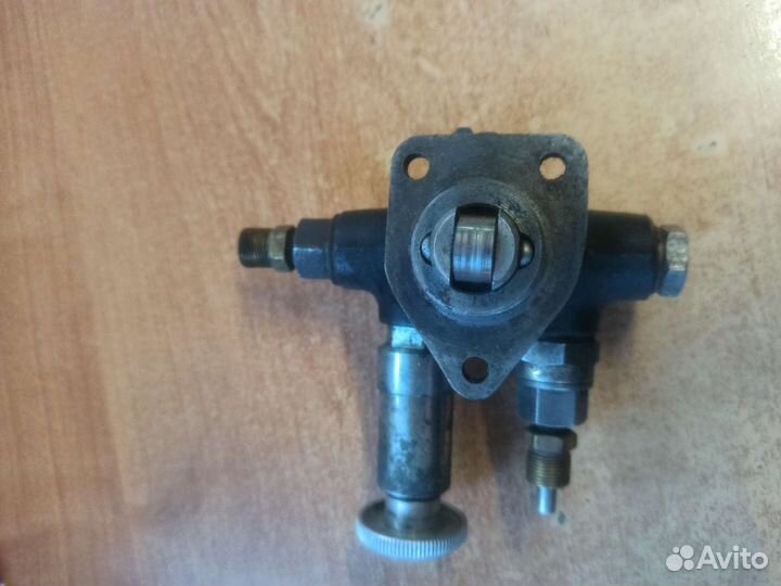 Насос подкачки тнвд Мерседес W124 W201 (190)