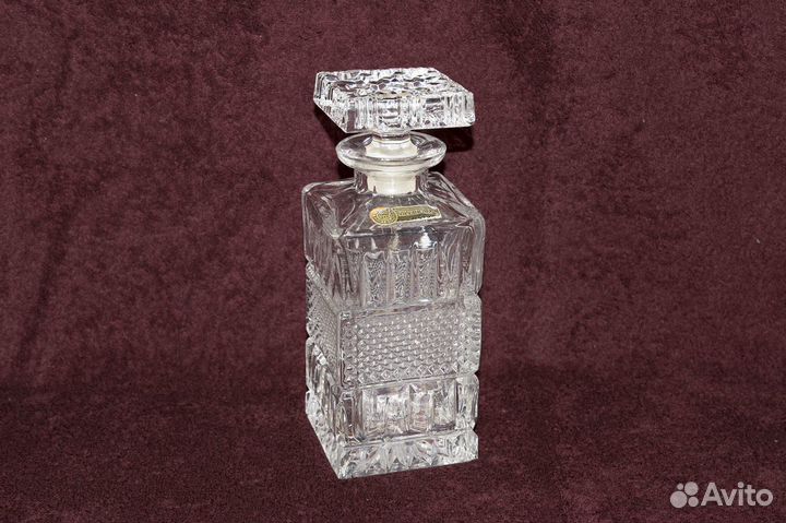 Посуда импортная: хрусталь, цветное стекло