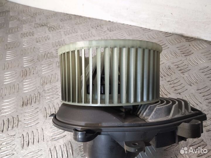 Моторчик печки Passat B5