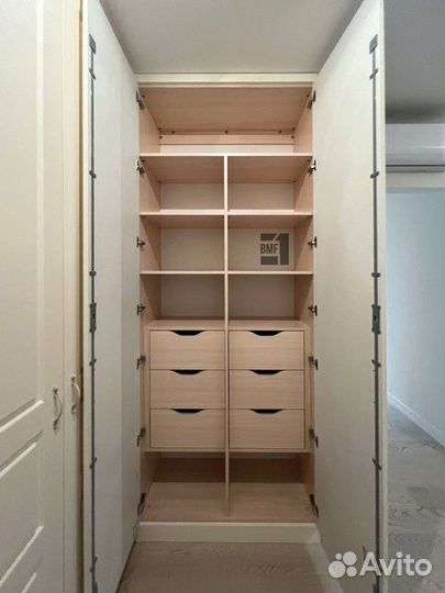 Шкаф распашной новый