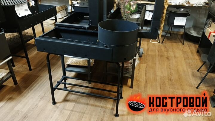 Мангал с подказанником и дымоходом