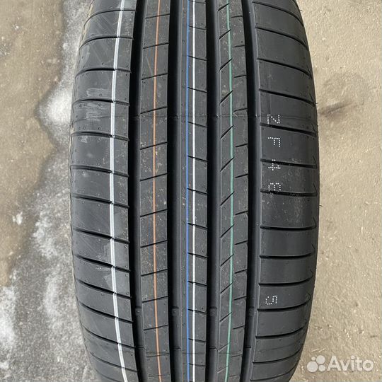 Bridgestone Alenza 001 235/45 R20 96W