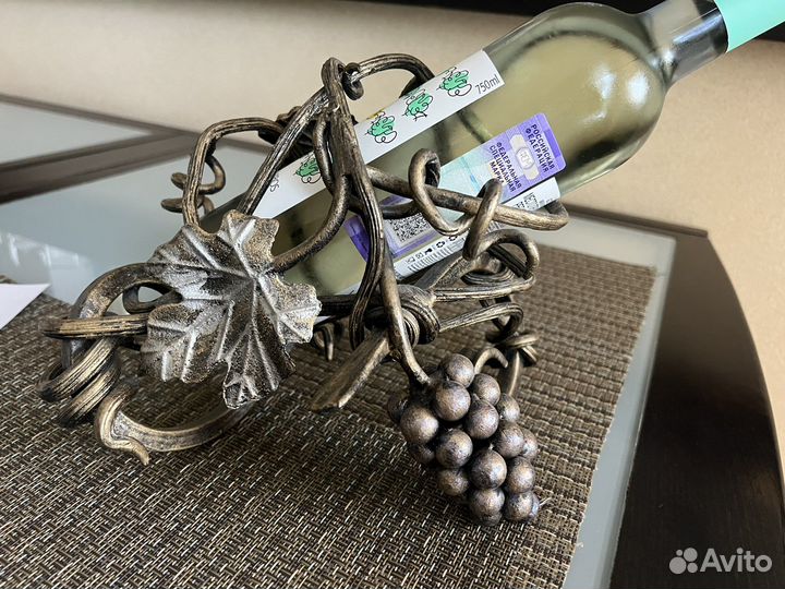 Бутылочница кованая