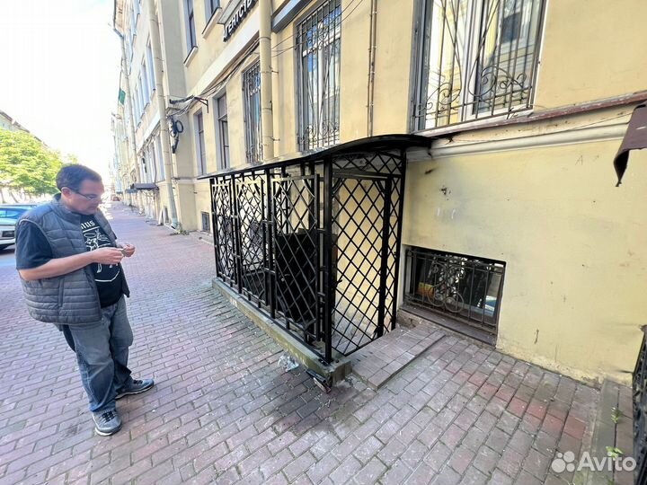 Навес над крыльцом