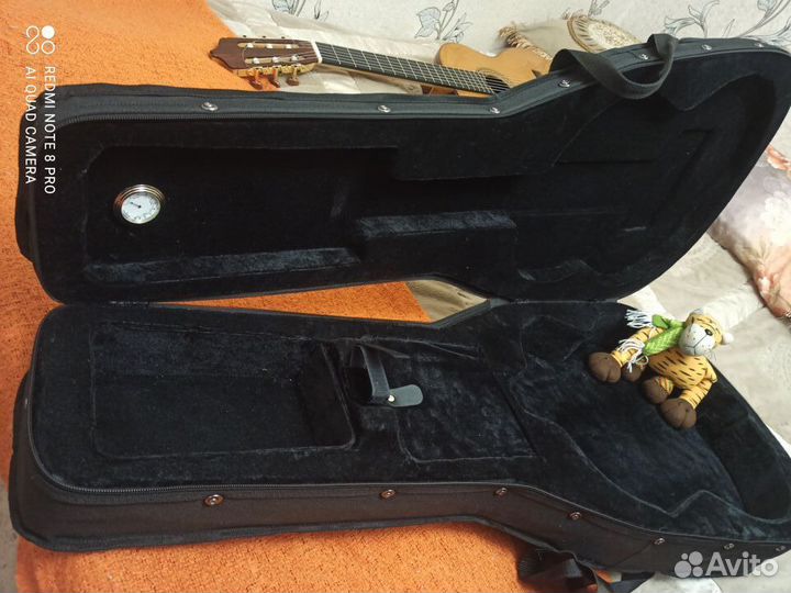 Кейсы с гигрометром для класики. акустики