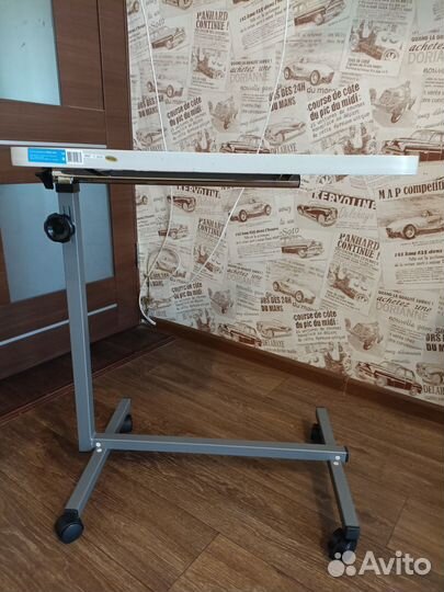 Прикроватный столик бу