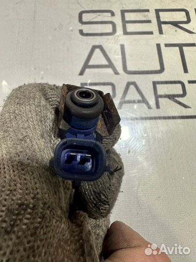 Топливная форсунка Kia Soul AM G4FC 2009