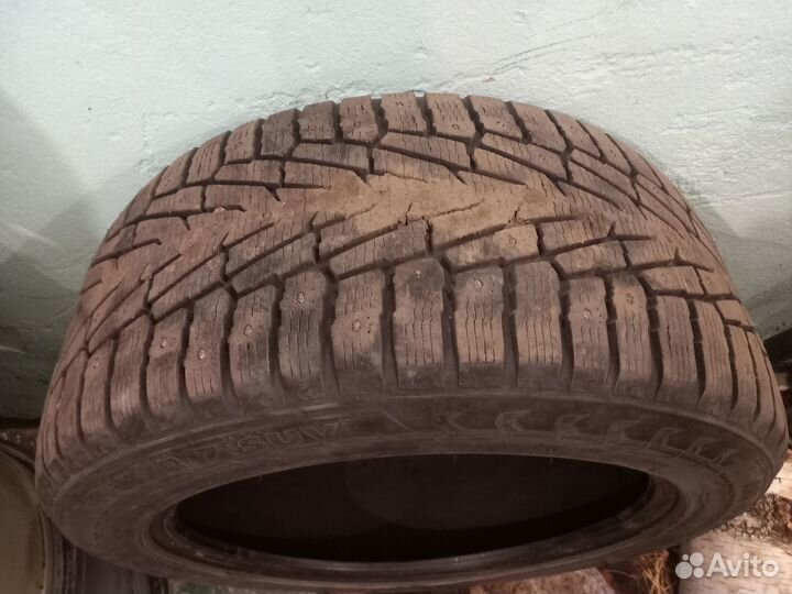 Nokian Tyres Hakkapeliitta 7 255/50 R19 и 285/45 R19