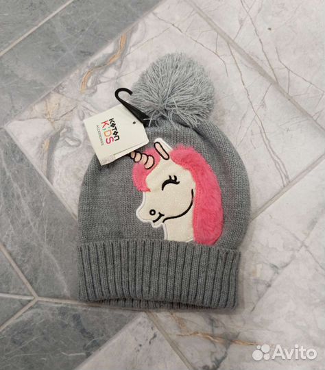 Шапка для девочки новая
