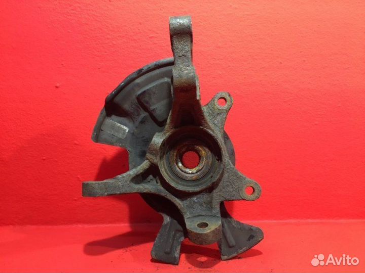 Кулак передний левый Kia Venga YN G4FA 1.4 бензин