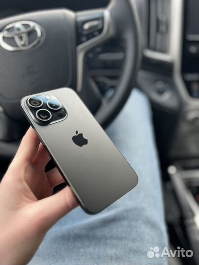 iPhone 15 Pro, 256 ГБ