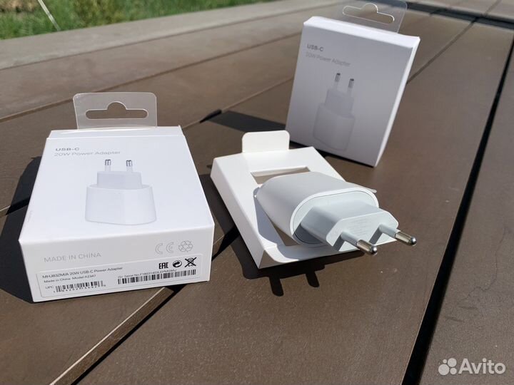 Блок питания для iPhone 20W